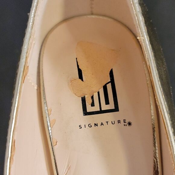 BRAND NEW SIGNATURE WOMEN'S HIGH HEEL STILETTOS PUMP - Picture 13 of 16